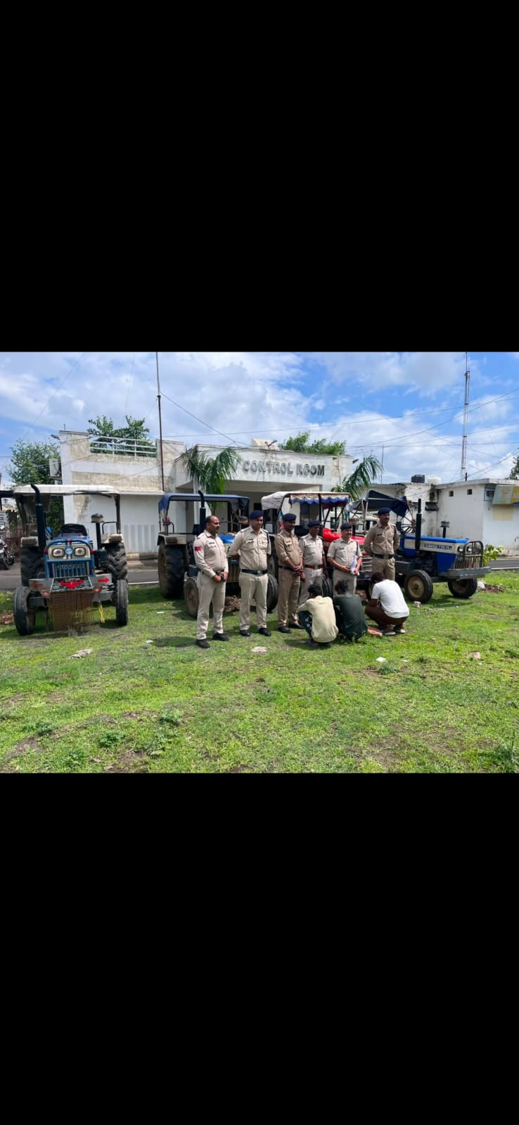 खुरई पुलिस ने अंतरजिला ट्रैक्टर चोर गिरोह का किया पर्दाफाश